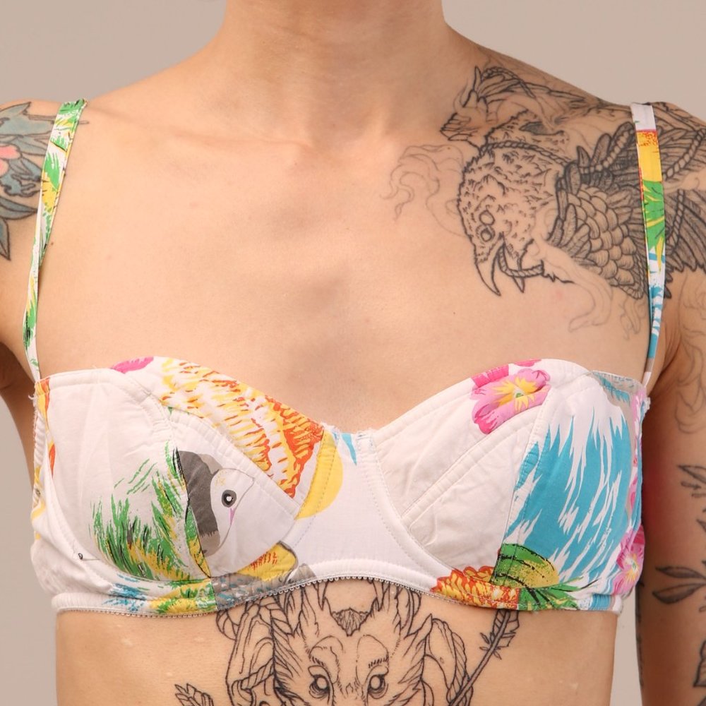 2/20 Vintage Victoria's Secret Bra 34B